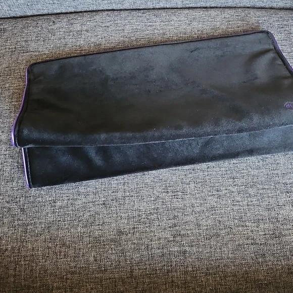 Dyson Velvet Storage Bag/Pouch in Black / Purple - Picture 5 of 7